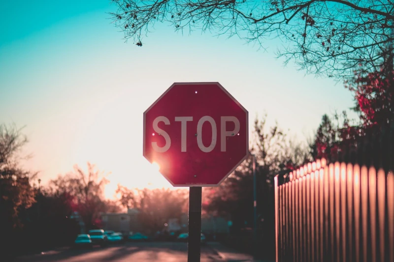 Photo of a stop sign by Anwaar Ali on Unsplash